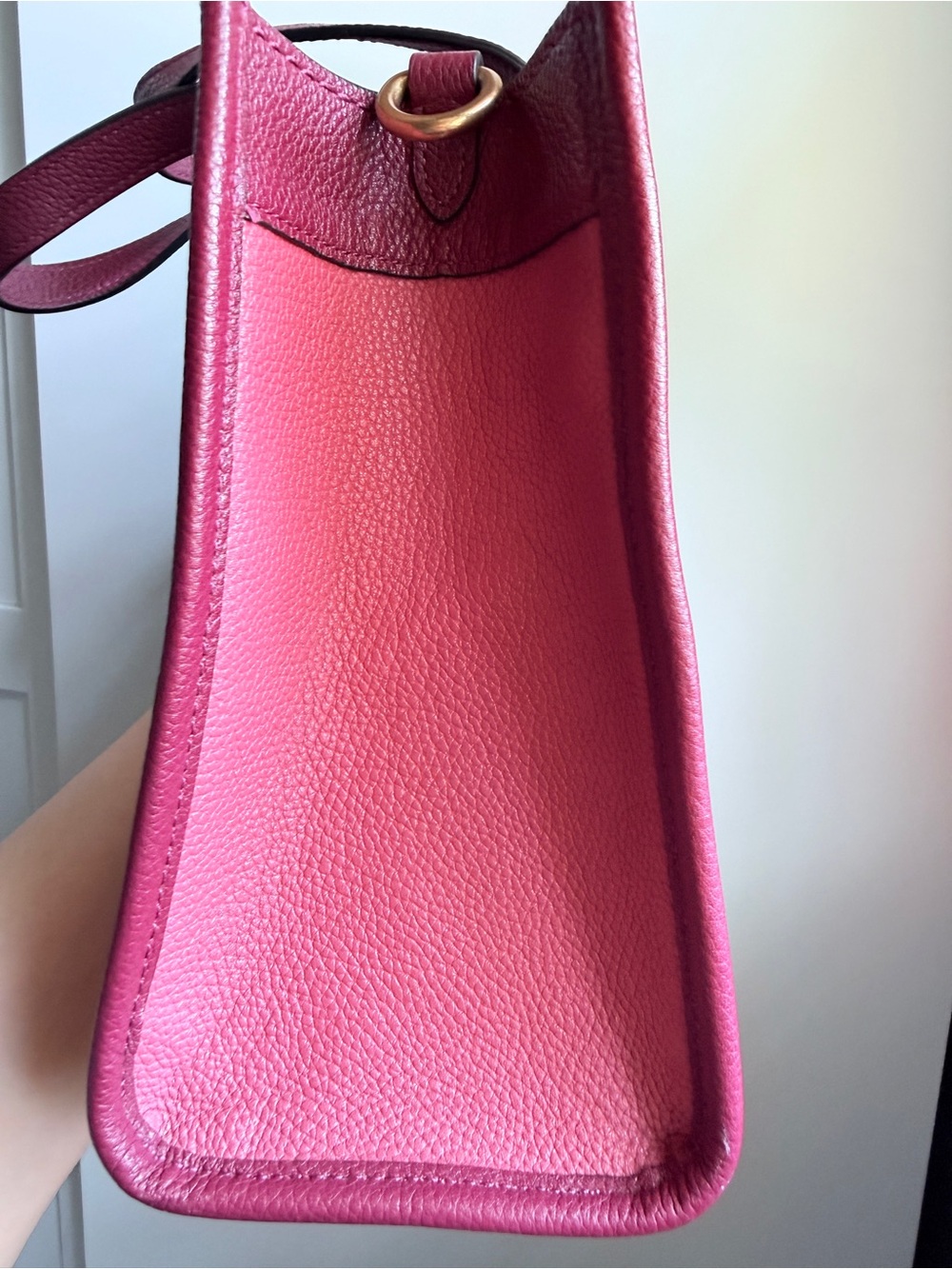 COACH field tote Colorblock 22 pink bag. - Picture 6 of 15